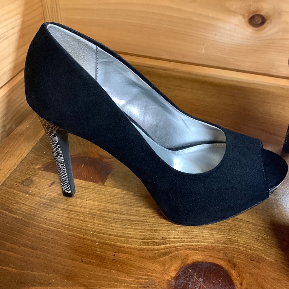 Snake embossed high heels